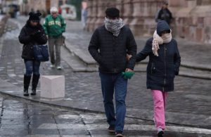 ¡Saca la chamarra y el paragüas! CDMX tendrá bajas temperaturas y lluvias