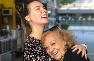 "Adiós amor", Belinda se despide de Christian Nodal para viajar a España