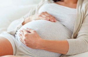 Inicia registro para vacunar a mujeres embarazadas contra Covid_19 en nuestro país