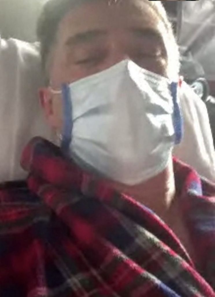 Sergio Mayer se encuentra hospitalizado por supuesto envenenamiento