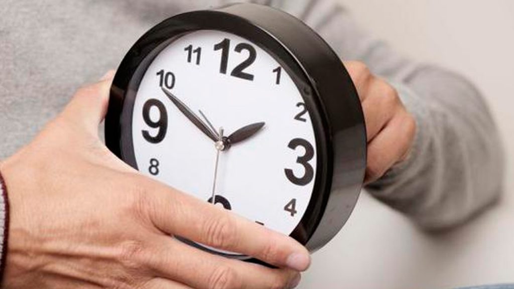 ¿Listos para el cambio de horario? Te decimos cuándo debes atrasar tu reloj