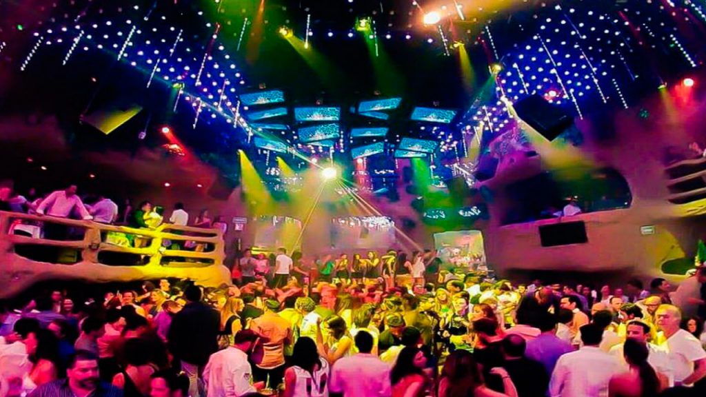 Tras incendio provocado en la discoteca Baby'O se reporta pérdida total