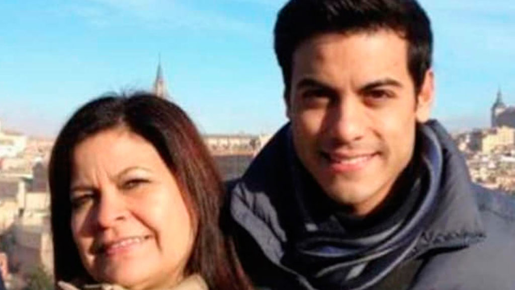 Carlos Rivera estrena canción que escribió a su mamá a los 16 años