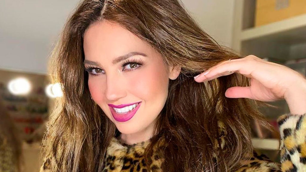 Laura Zapata explica la difícil situación de salud por la que atraviesa Thalía 