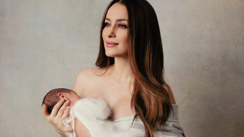 La exconductora, Cynthia Rodríguez compartió un mensaje en redes sociales tras la filtración de una fotografía donde se muestra a su hijo, León. 