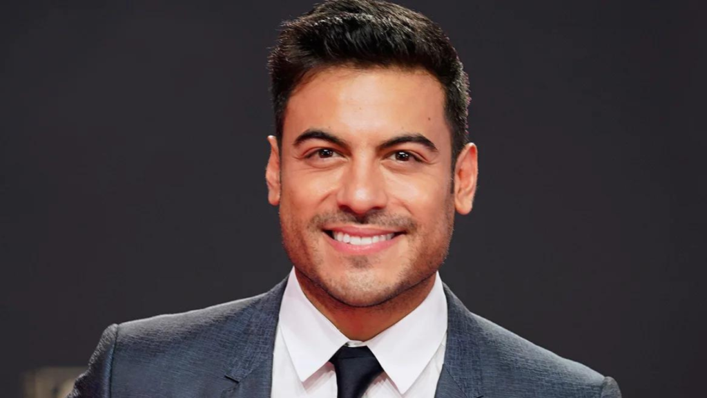 El cantante mexicano, Carlos Rivera reveló la fórmula para lidiar con las críticas y el 'hate' que ha recibido en redes sociales a lo largo de su carrera.
