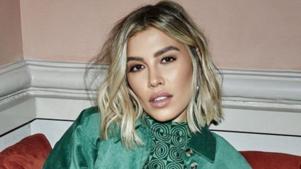 La famosa modelo, Michelle Salas cumplió su promesa de celebrar una boda en privado para su querida bisabuela Silvia Pinal.