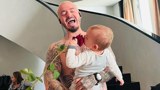 El reguetonero J Balvin ha decidido abordar los rumores que han estado circulando sobre un posible segundo embarazo de su pareja, Valentina Ferrer.