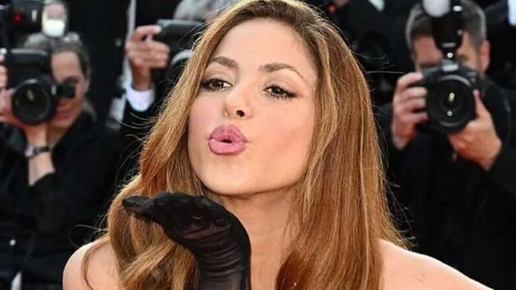 ¡Shakira lo revela todo! No busca pareja y disfruta de su nueva soltería.