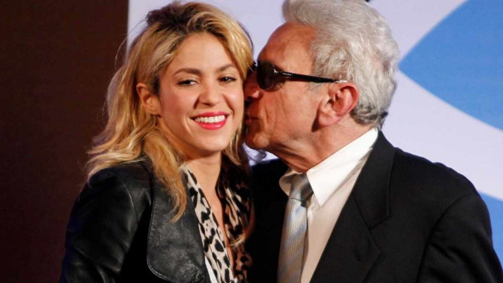 ¡Papá de Shakira fue hospitalizado mientras ella cantaba en la final de la Copa América!