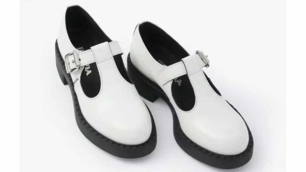 ¡Mijares causa furor en las redes con sus "excéntricos" zapatos!