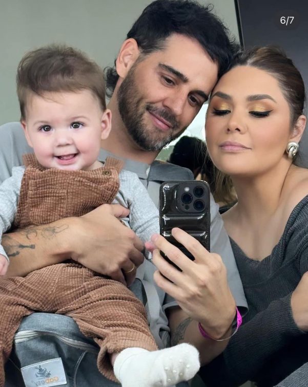 ¡Yuridia sorprende a sus fans al presentar a su bebé en concierto!