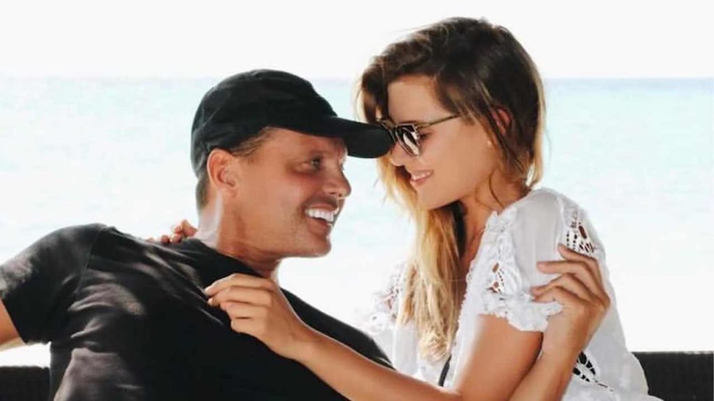 Michelle Salas revela cuál es su canción favorita de Luis Miguel.