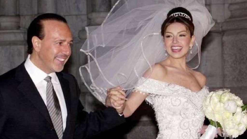 ¡Thalía cumple 53 y Tommy Mottola la sorprende con emotivo mensaje y fotos inéditas!