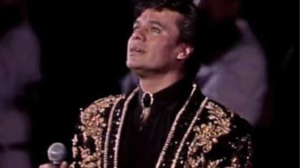 Juan Gabriel regresa a Bellas Artes: La Cineteca Nacional revive su último concierto
