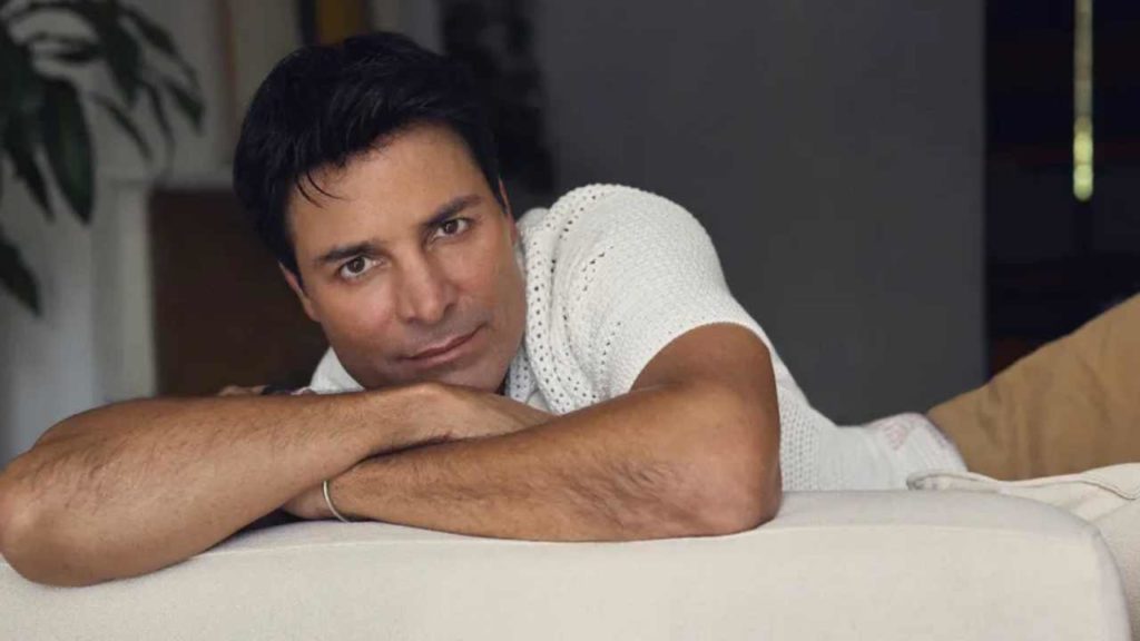 ¡Chayanne cumple el sueño de Angélica Vale con baile en pleno concierto!