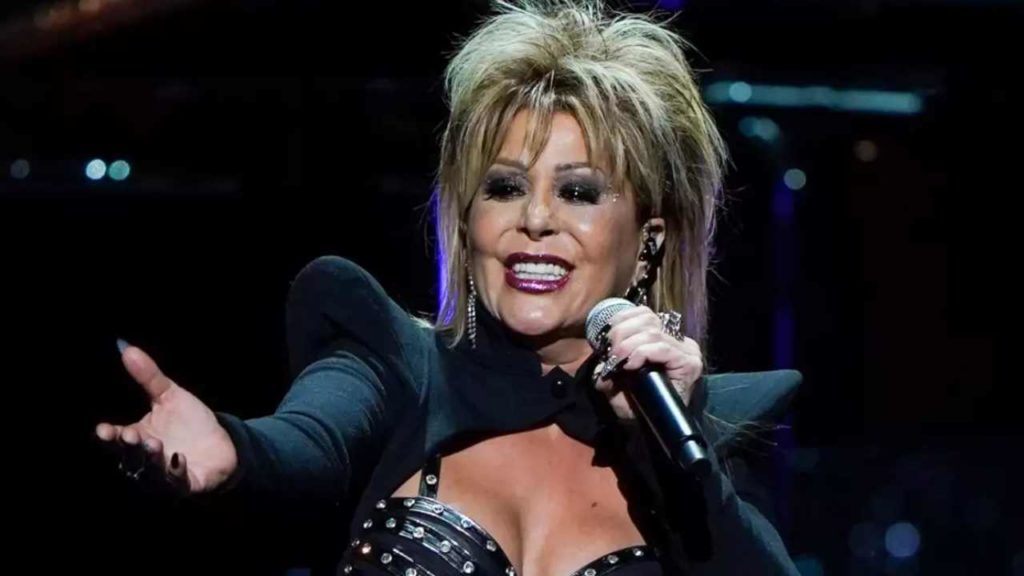 Alejandra Guzmán registra su nombre y pone freno a las imitadoras.