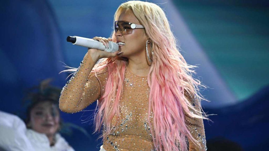 Karol G expande su imperio con tres exclusivos establecimientos