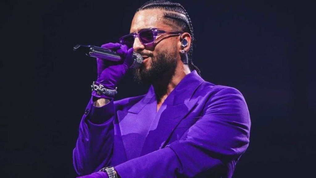 ¡Maluma regresa a México y lo anuncia de una forma muy original!