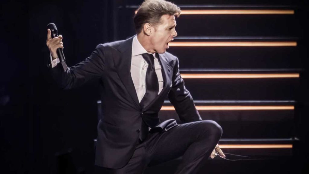 ¡Luis Miguel sorprende al superar récord de Madonna!