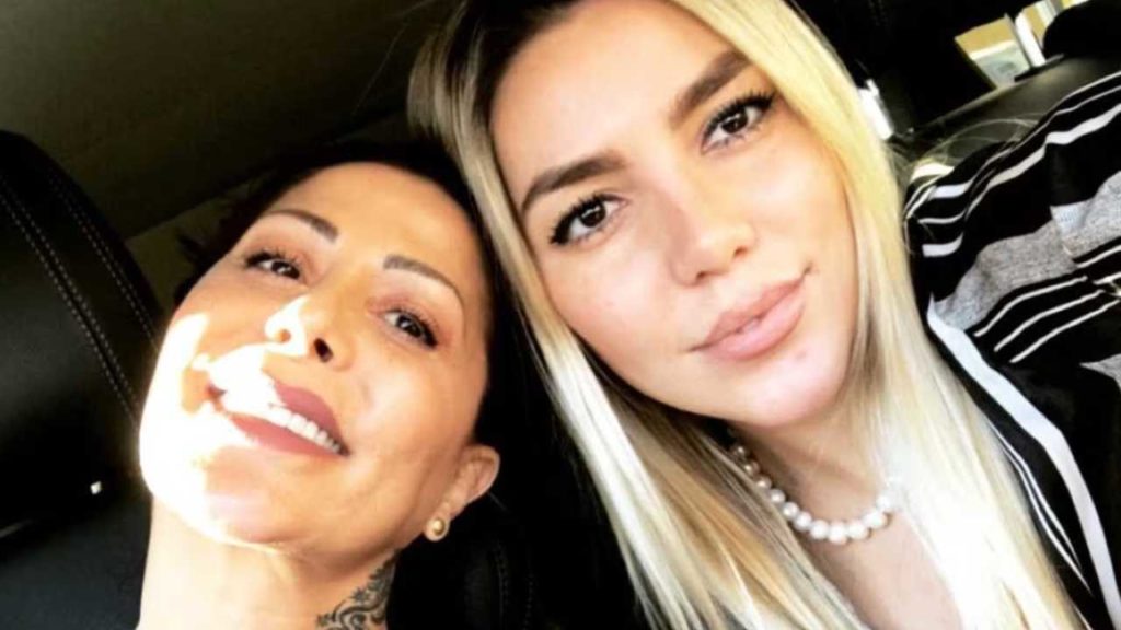 Alejandra Guzmán confirma reconciliación con Frida Sofía en emotivo mensaje