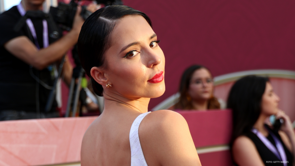 Majo Aguilar conmueve con “Así Fue” y revive a Juan Gabriel