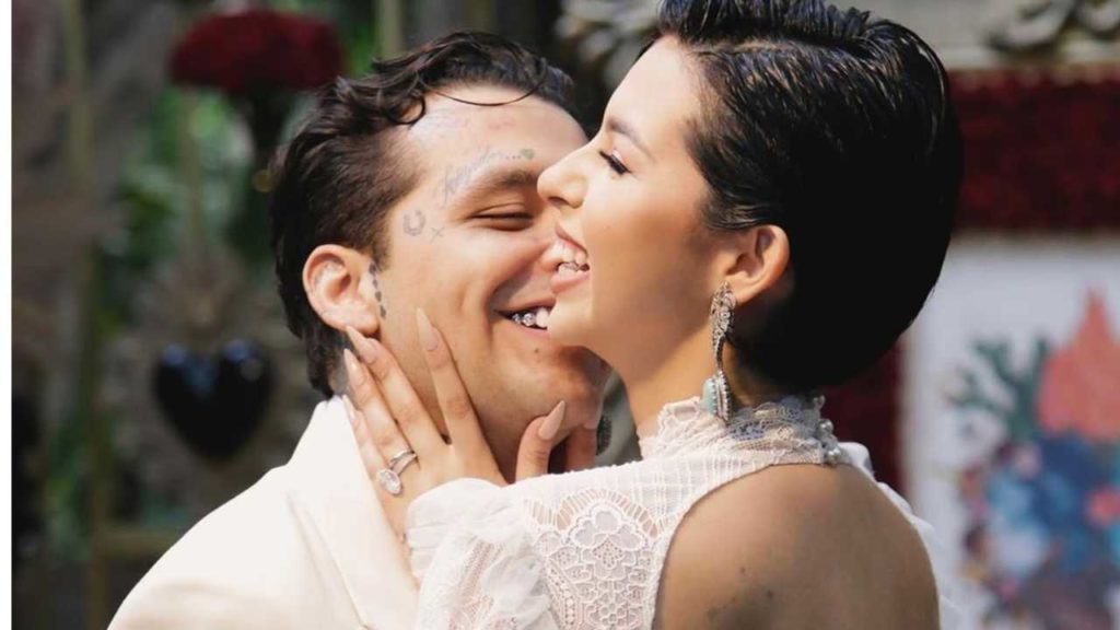 Christian Nodal deslumbra con nueva pintura en tributo a Ángela Aguilar