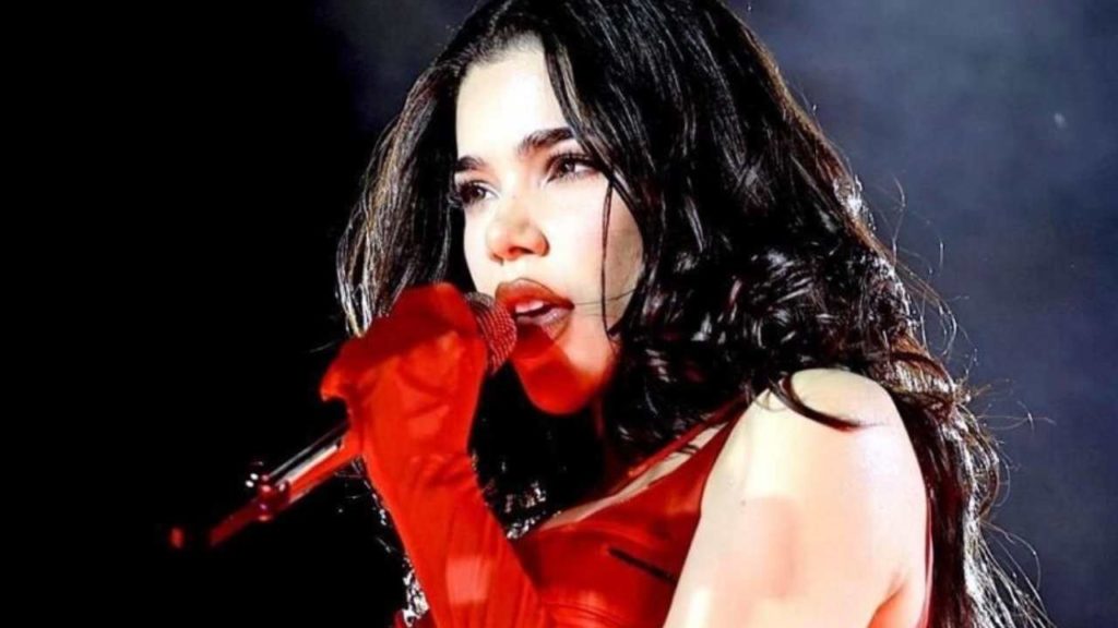 ¿Kenia Os y Peso Pluma terminaron? los dos han llorado en sus conciertos